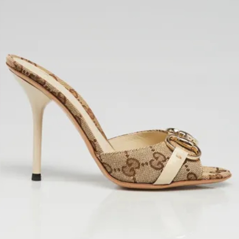 Gucci Beige Patterned Heels